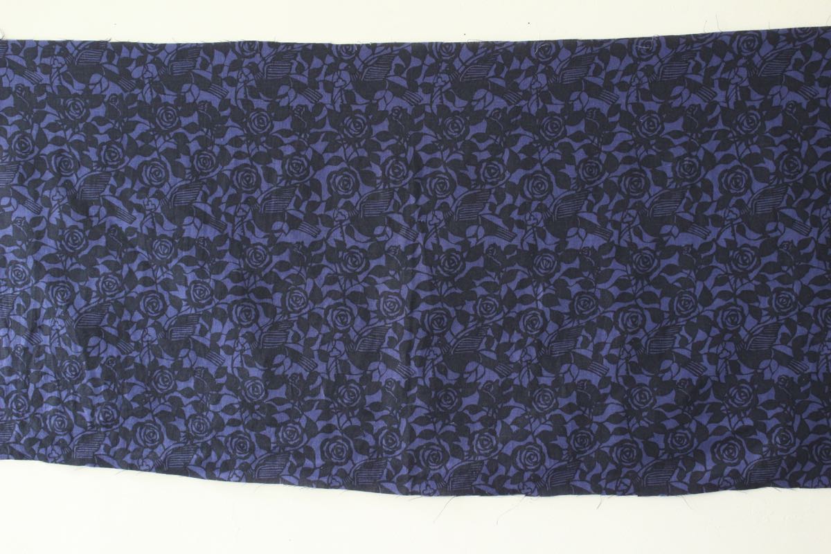 LINNETリネンプリント 薔薇と鳩 夜